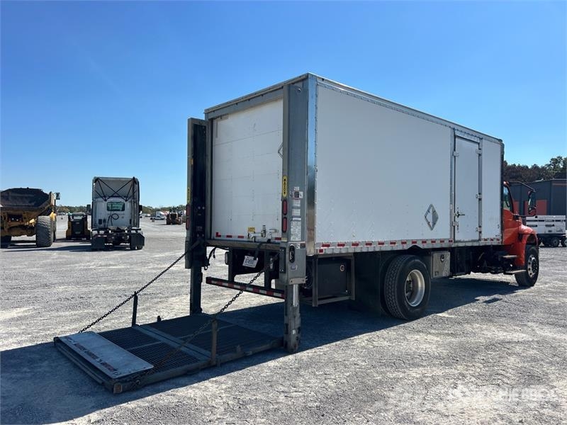 International MV607 4x2 Moving Van Truck Tovornjaki zabojniki