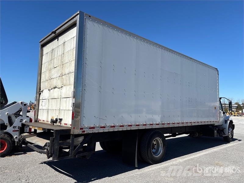 International MV607 4x2 Van Truck Tovornjaki zabojniki