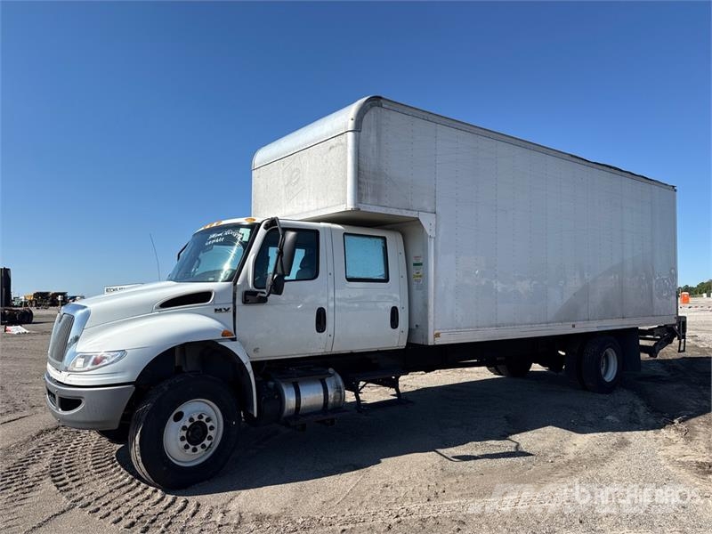 International MV607 4x2 Moving Van Truck Fast kasse