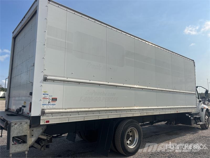 International MV607 4x2 Van Truck Camiones caja cerrada