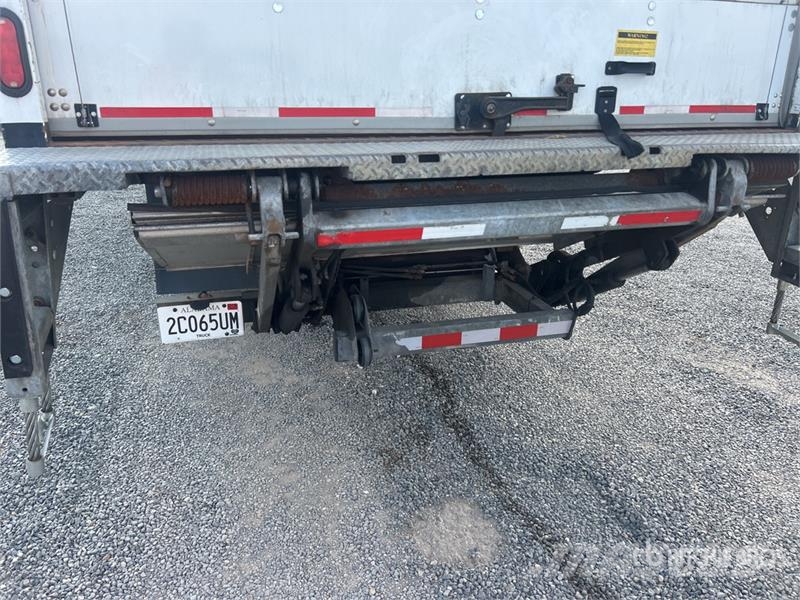 International MV607 4x2 Van Truck Camiones caja cerrada