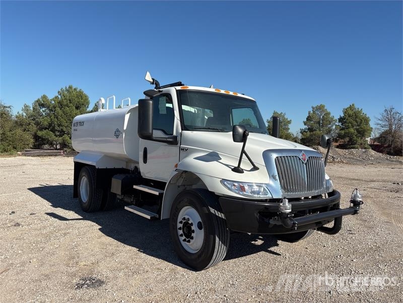 International MV607 gal 4x2 Water Truck Ūdens mašīnas