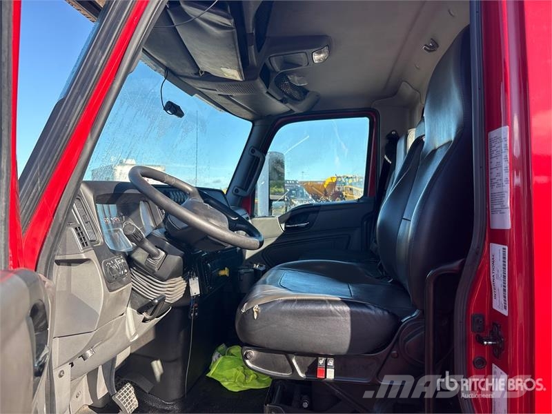 International MV607 SBA 4x2 Rollback Truck Vlečna vozila za tovornjake