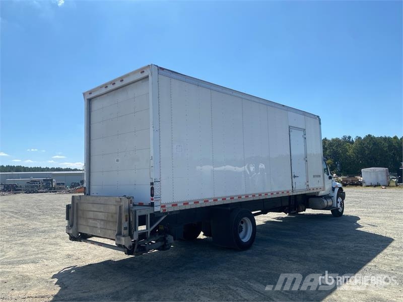 International MV607 Van Truck Camiones con caja de remolque