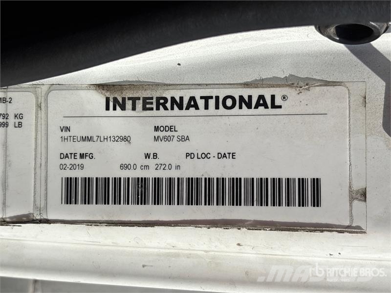 International MV607 Van Truck Φορτηγά Κόφα
