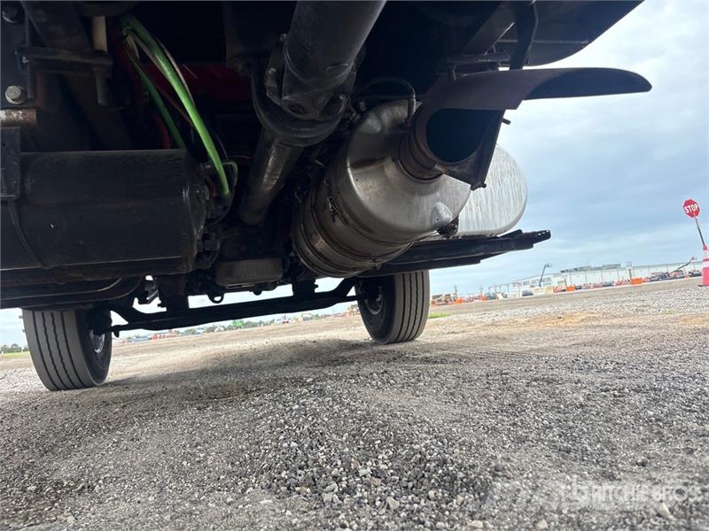 International MV607 Van Truck Sanduk kamioni