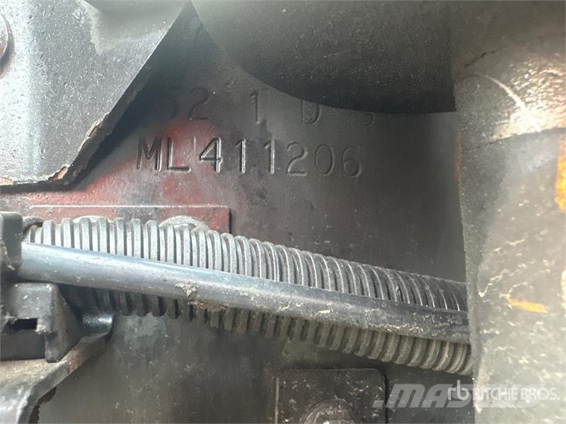 International MV607 Van Truck Sanduk kamioni