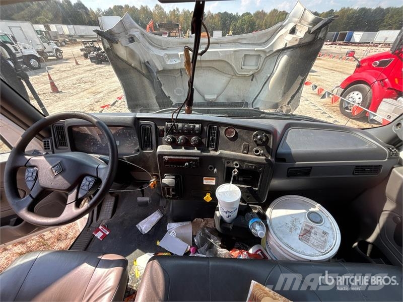 International MV607 Van Truck Φορτηγά Κόφα