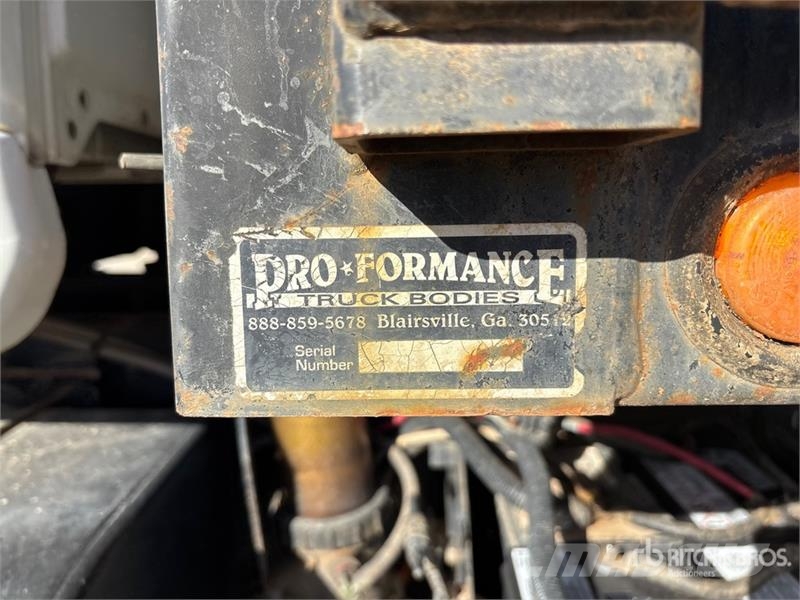 International MX240 on International Workstar 7400 6x4 Vacuum Ex Kombi vozila/ vakum kamioni