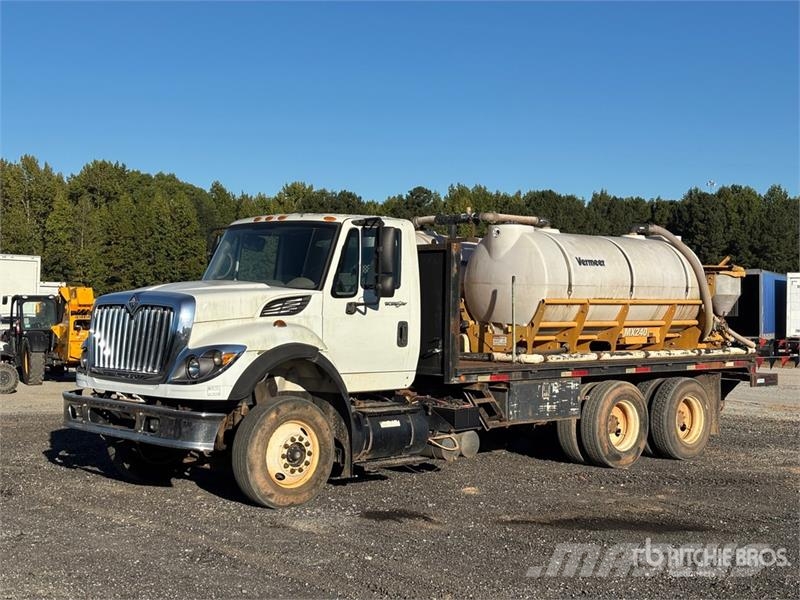 International MX240 on International Workstar 7400 6x4 Vacuum Ex Kombi vozila/ vakum kamioni
