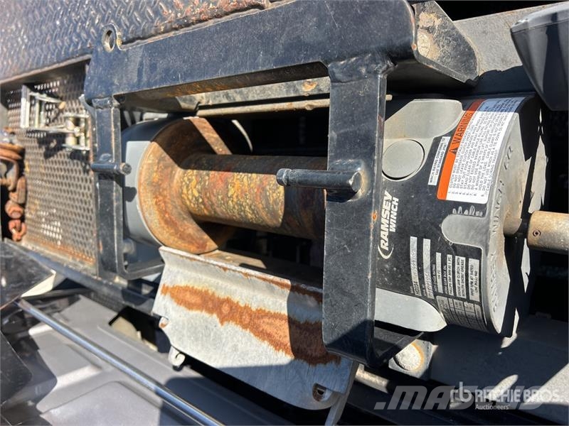 International Navistar 4900 4x2 Rollback Truck (Inoperable) مركبات إصلاح الأعطال