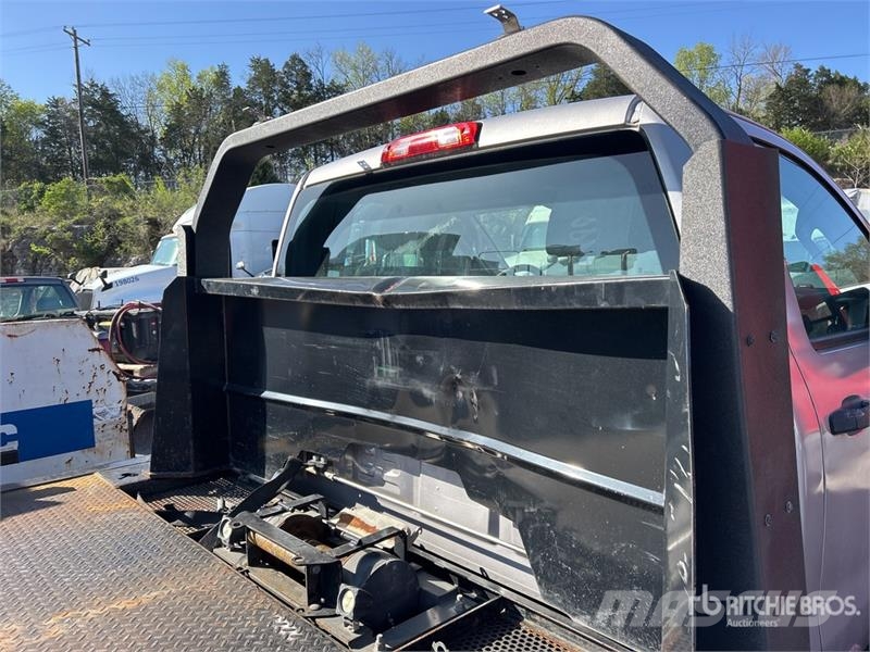 International Navistar 4900 4x2 Rollback Truck (Inoperable) مركبات إصلاح الأعطال