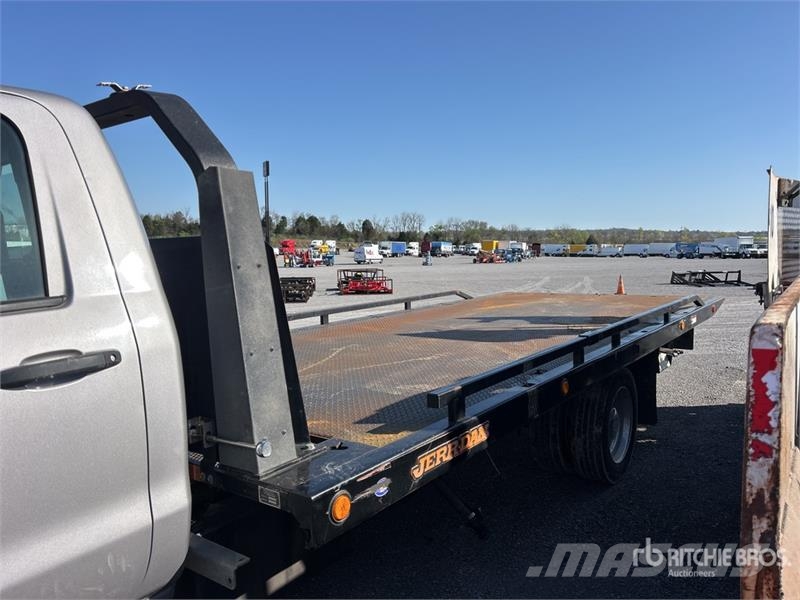 International Navistar 4900 4x2 Rollback Truck (Inoperable) مركبات إصلاح الأعطال