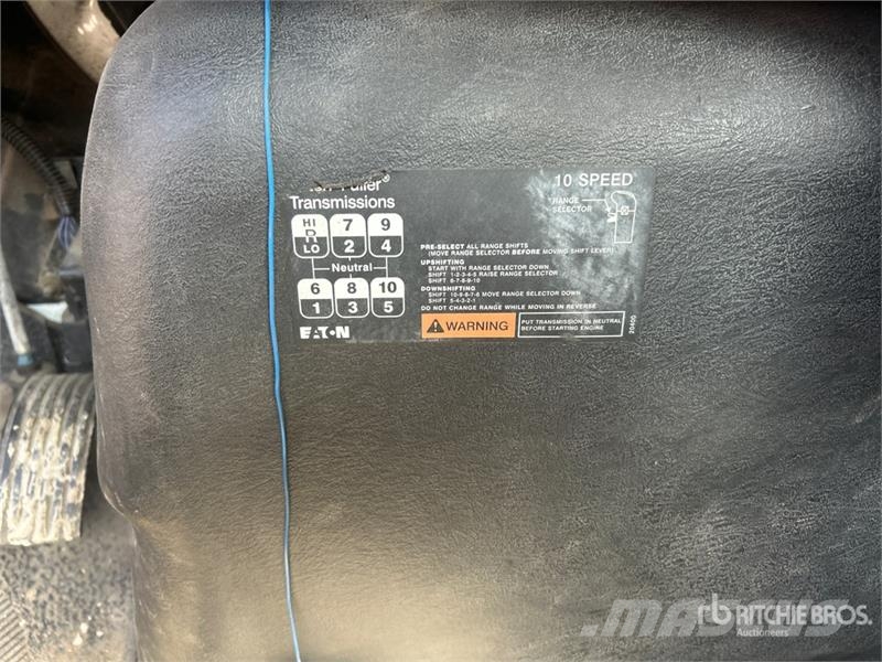International on  International 8x4 Vacuum Tanker Truck (Inopera Combi / vacuum trucks