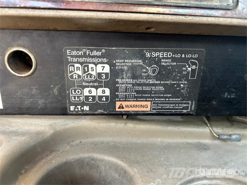 International Paystar 5500i Автобетоносмесители