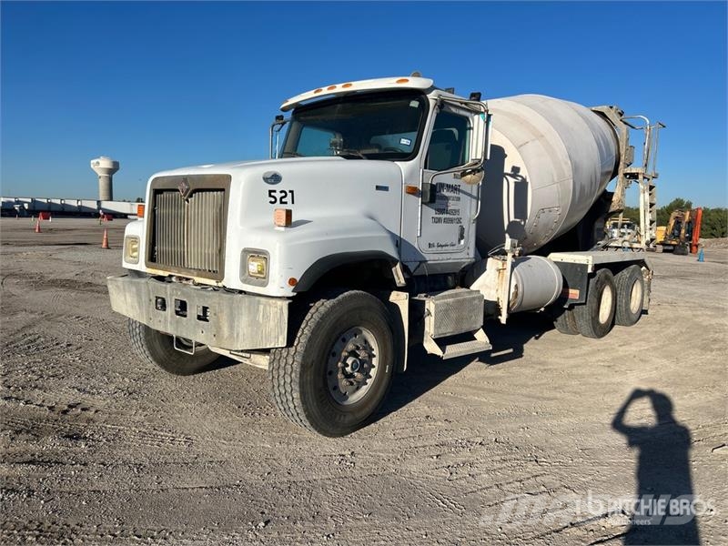 International Paystar 5500i Автобетоносмесители