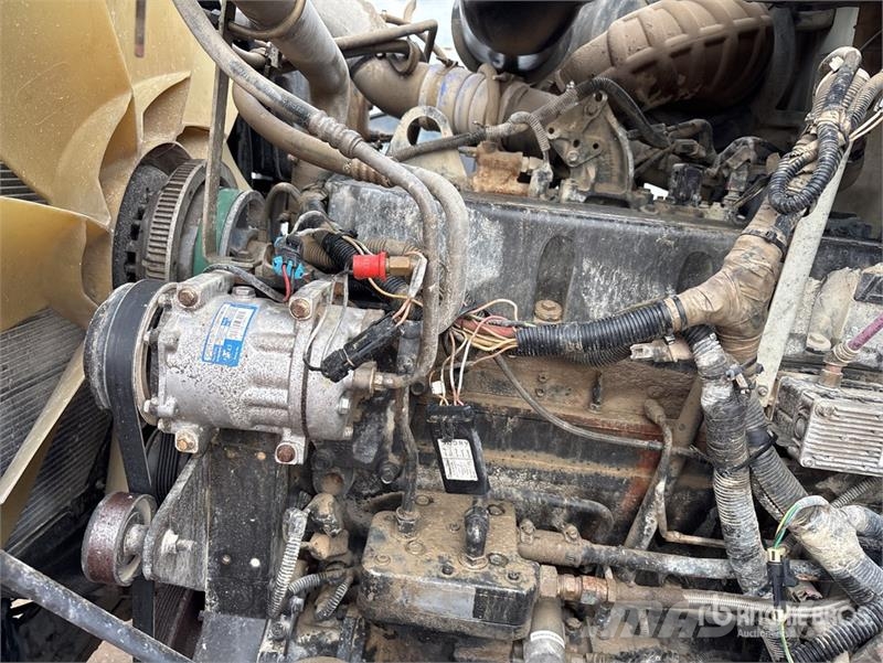 International Paystar 5600i 6x4 Mixer Truck Kamioni mešalice za beton