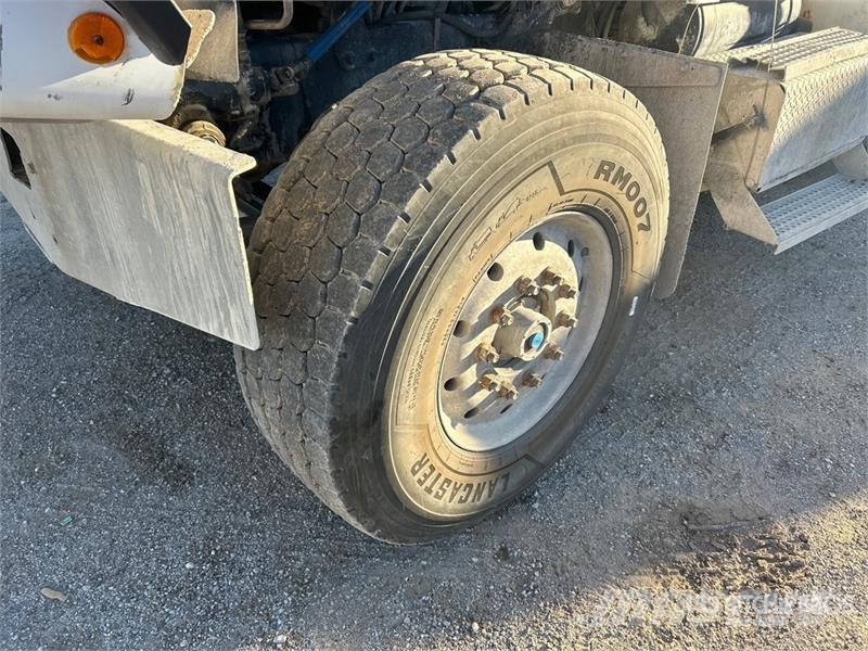 International Paystar 5500i Автобетоносмесители