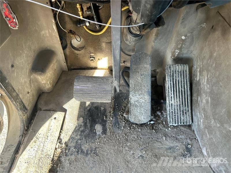 International Paystar 5500i Автобетоносмесители
