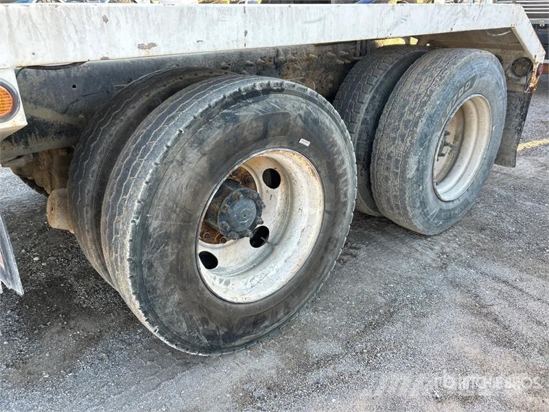 International Paystar 5500i Автобетоносмесители