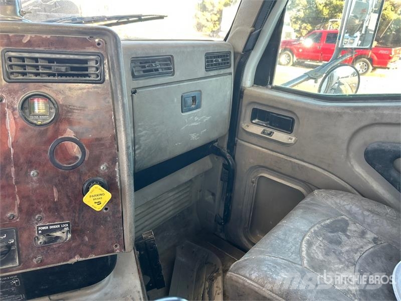 International Paystar 5500i Автобетоносмесители