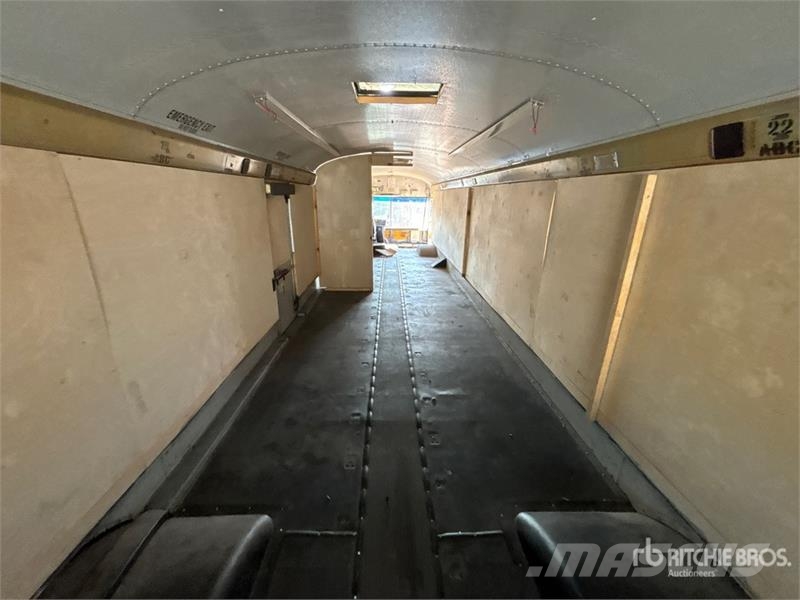 International PB305 4x2 School Bus Mikroautobusai