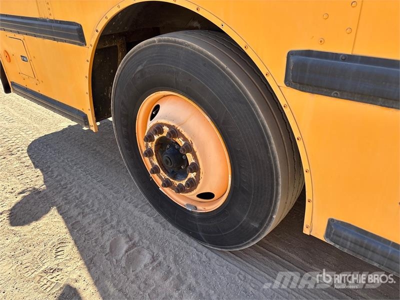 International PB305 4x2 School Bus Mikroautobusai