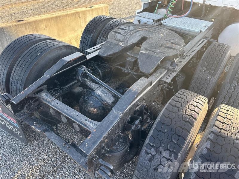International Prostar 6x4 T/A Sleeper Truck Tractor Trekkvogner