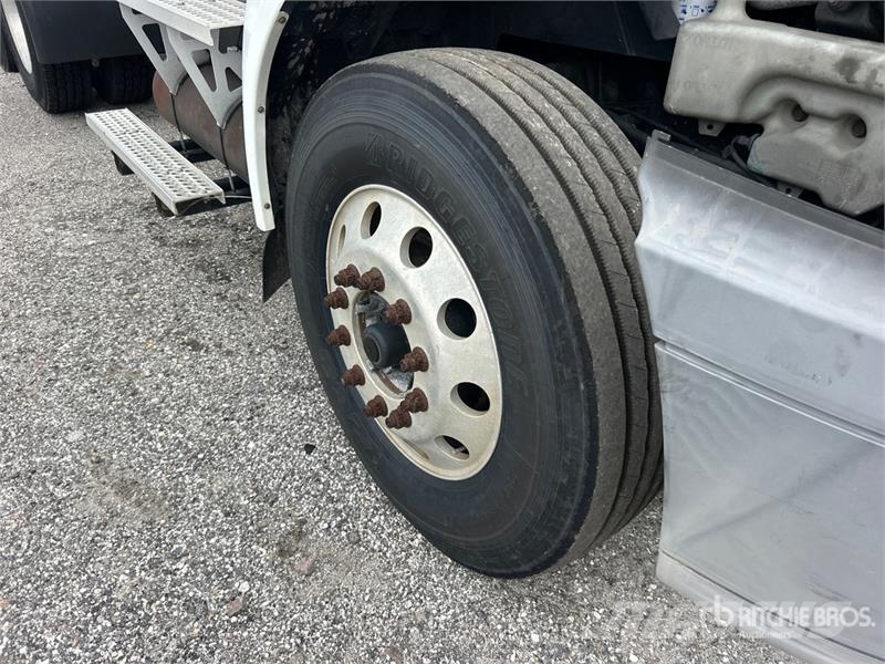 International ProStar+113 6x4 T/A Day Cab Truck Tractor (Inopera Cabezas tractoras