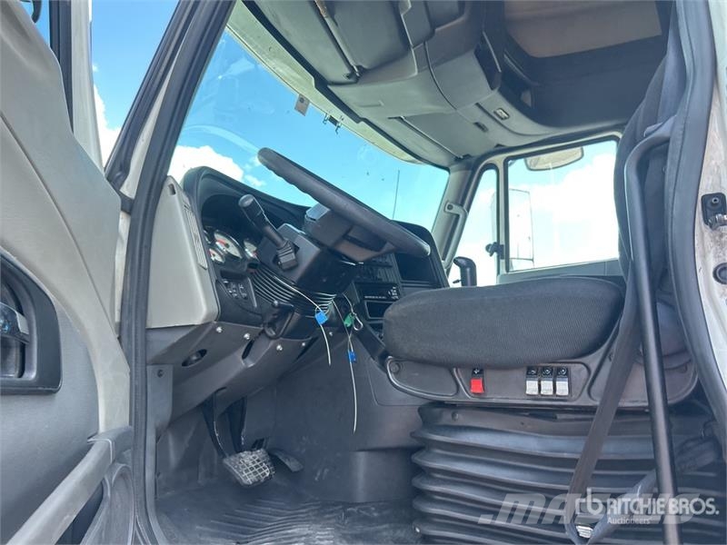 International ProStar 6x4 T/A Sleeper Truck Tractor Trækkere