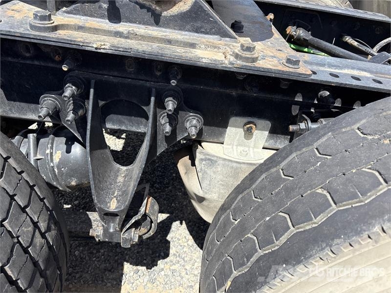 International ProStar 6x4 T/A Sleeper Truck Tractor (Inoperable) Trekkvogner