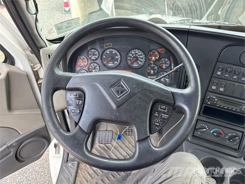 International ProStar+ 122 Vilcēji