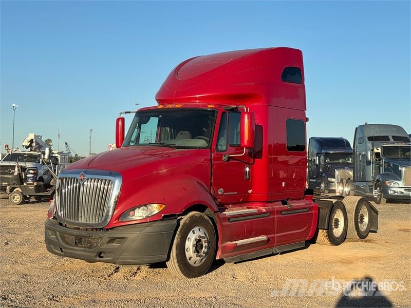 International ProStar 6x4 T/A Sleeper Truck Tractor Trekkvogner
