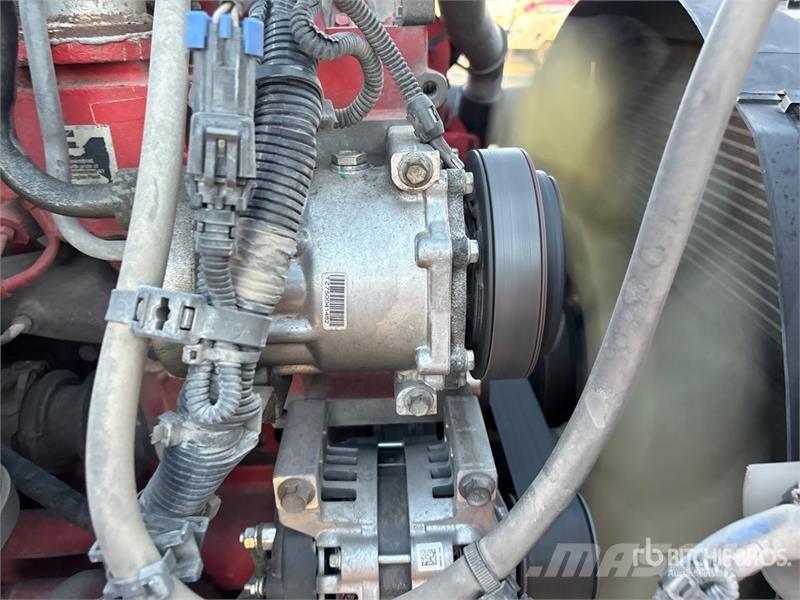 International ProStar 6x4 T/A Sleeper Truck Tractor Trekkvogner