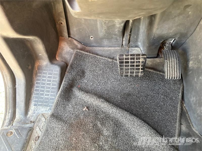 International Prostar+122 6x4 T/A Sleeper Truck Tractor Trekkvogner