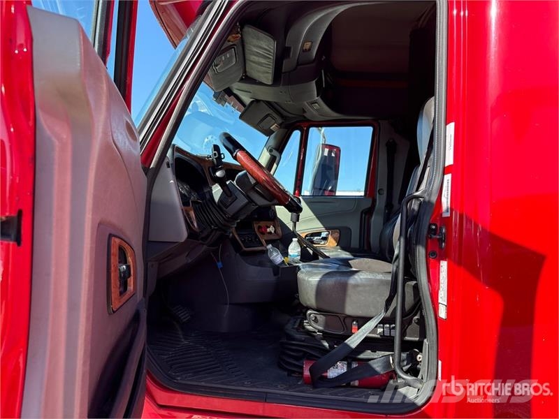 International ProStar+ 122 6x4 T/A Sleeper Truck Tractor Trækkere