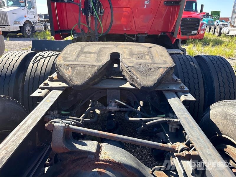 International ProStar+ 122 6x4 T/A Sleeper Truck Tractor Trækkere