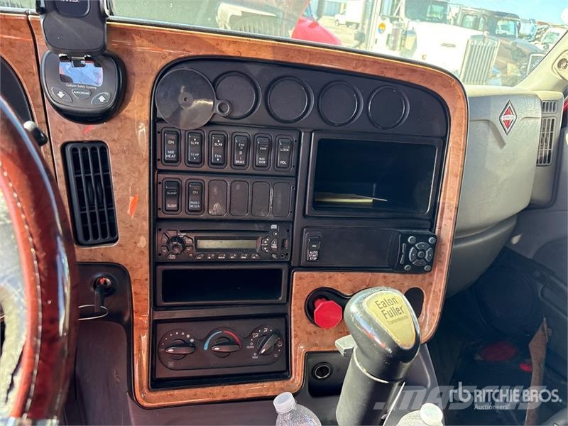 International ProStar+ 122 6x4 T/A Sleeper Truck Tractor Trækkere