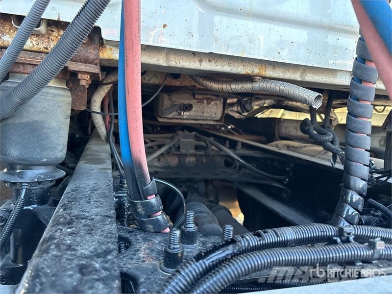 International Prostar 6x4 T/A Sleeper Truck Tractor Trekkvogner