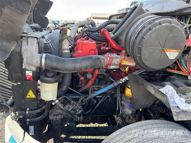 International Prostar 6x4 T/A Sleeper Truck Tractor Trekkvogner