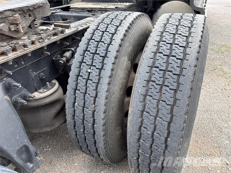 International ProStar 6x4 T/A Sleeper Truck Tractor Τράκτορες