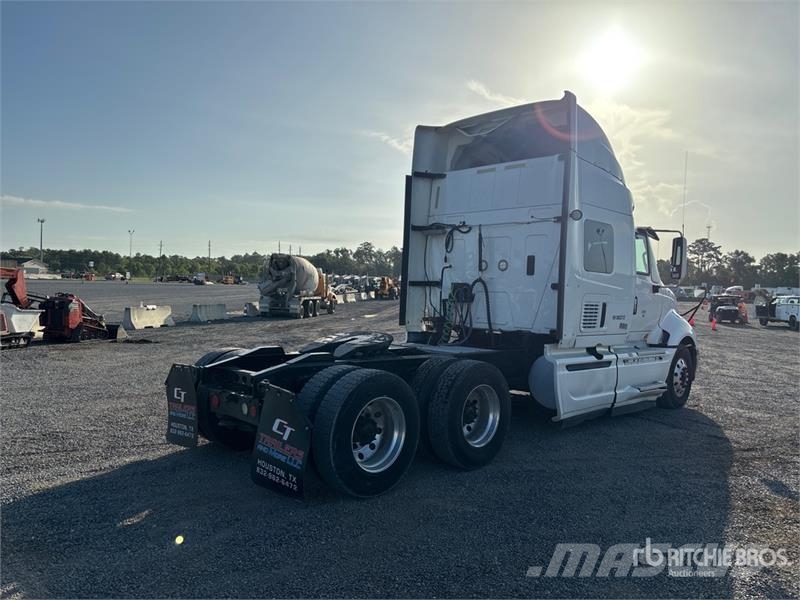 International Prostar 6x4 T/A Sleeper Truck Tractor Trekkvogner