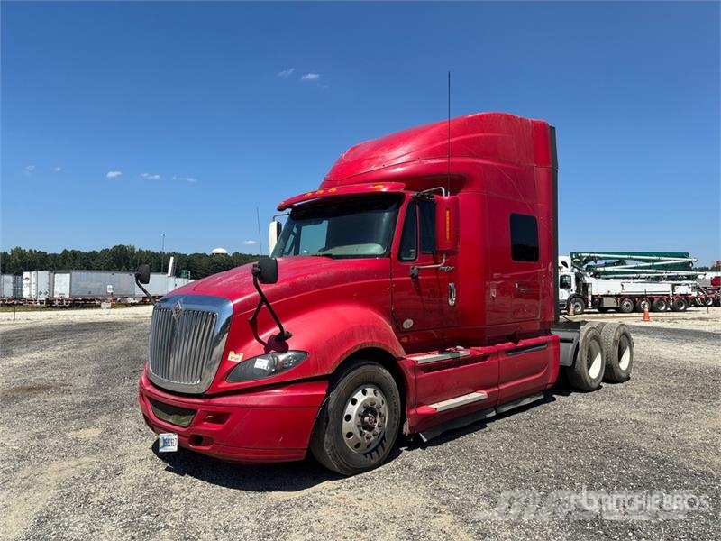 International Prostar+122 6x4 T/A Sleeper Truck Tractor Trekkvogner