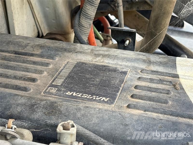 International ProStar 6x4 T/A Sleeper Truck Tractor (Inoperable) Trekkvogner