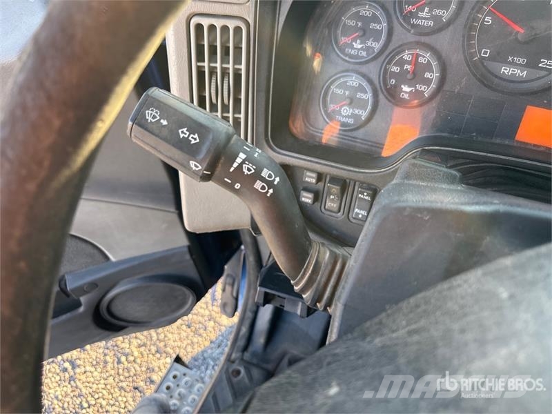 International ProStar+ 122 4x2 Toter Truck Ostali kamioni