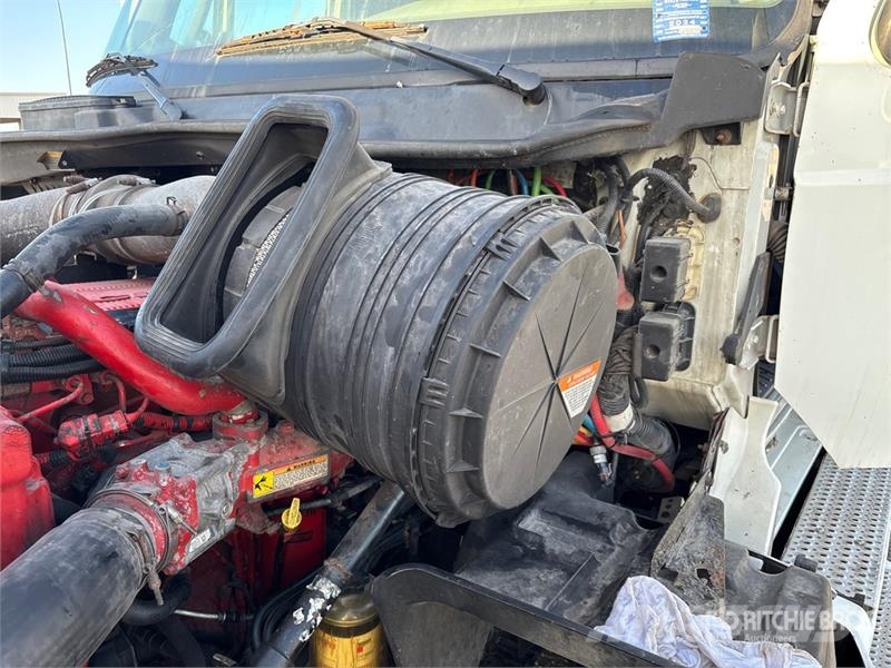 International Prostar 6x4 T/A Sleeper Truck Tractor Trekkvogner