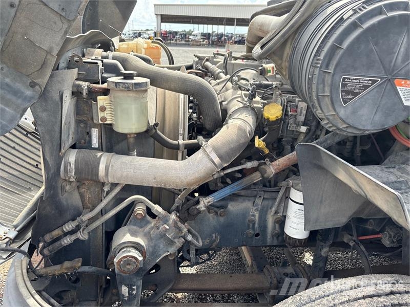 International ProStar+ 122 Vilcēji