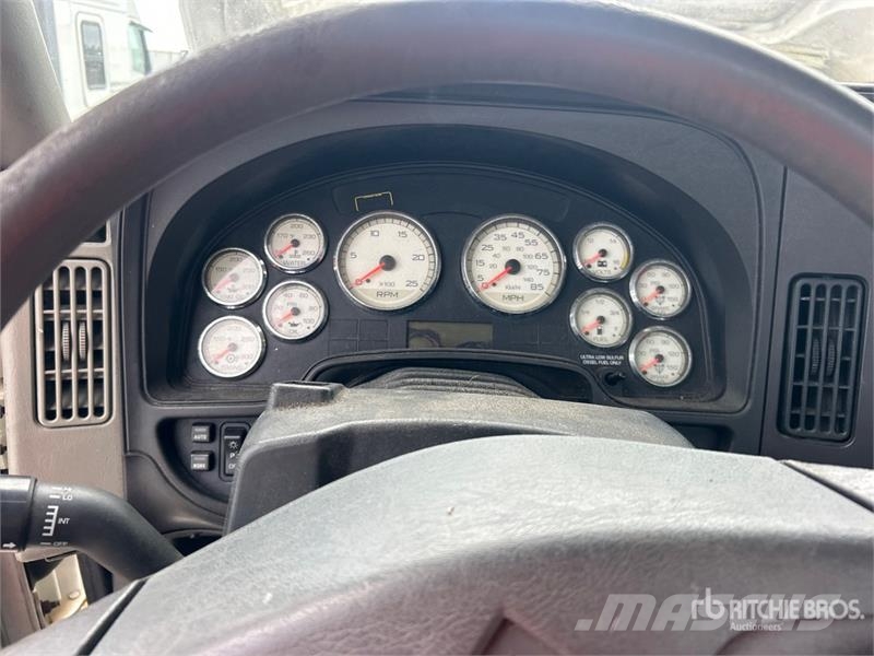 International ProStar+113 6x4 T/A Day Cab Truck Tractor (Inopera Cabezas tractoras