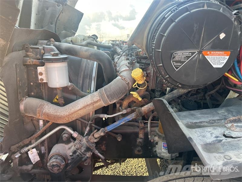 International Prostar 6x4 T/A Day Cab Truck Tractor (Inoperable) Sattelzugmaschinen