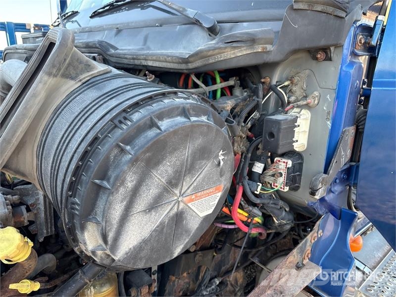 International ProStar+ 122 4x2 Toter Truck Ostali kamioni